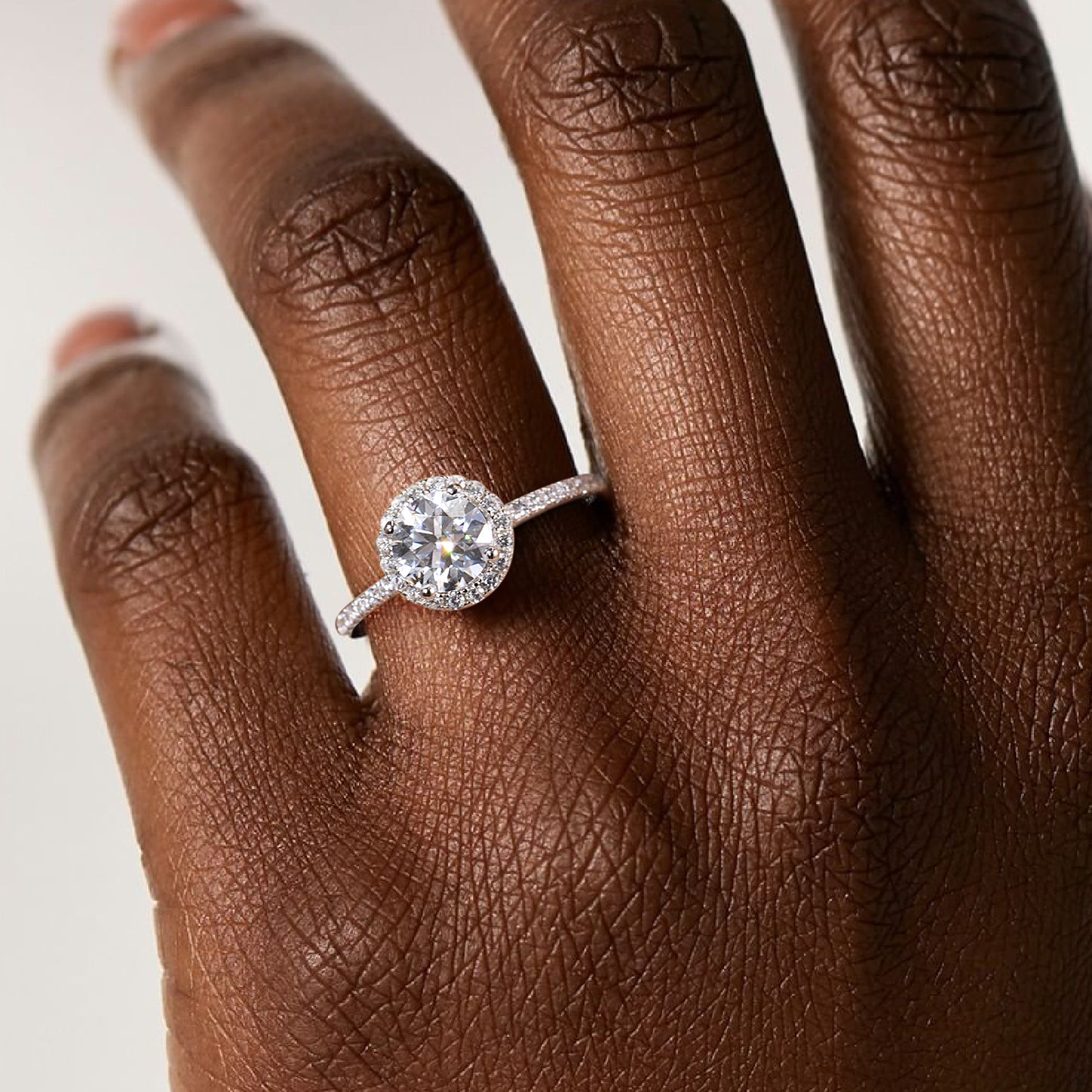 KRKC Moissanite Jewelry, Solitaire Cluster, 925 Sterling Silver, White Gold, 1ct VVS, Similar to a Diamond Engagement ring, Moissanite Rings for Women