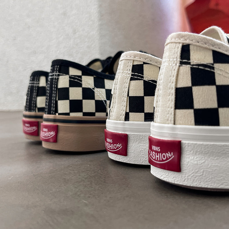 World-Win Sepatu Zapatillas Original Custom Shoes, Lace up, 2 color variants, One with a white sole and one with a beige sole, Vulcanized Flat Casual Sneakers Canvas Shoes Men and women sneaker