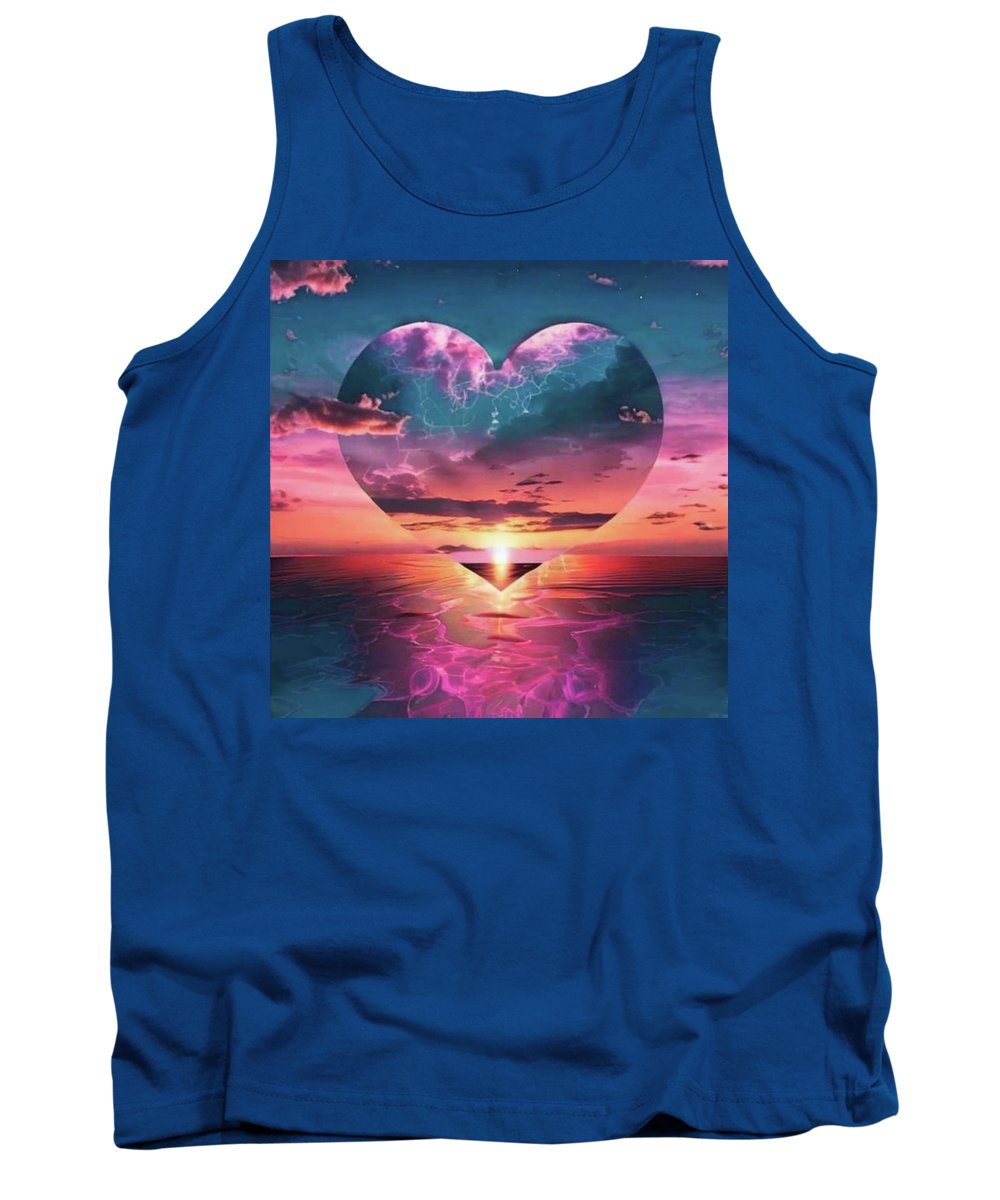 Sunset heart Over the Ocean - Tank Top