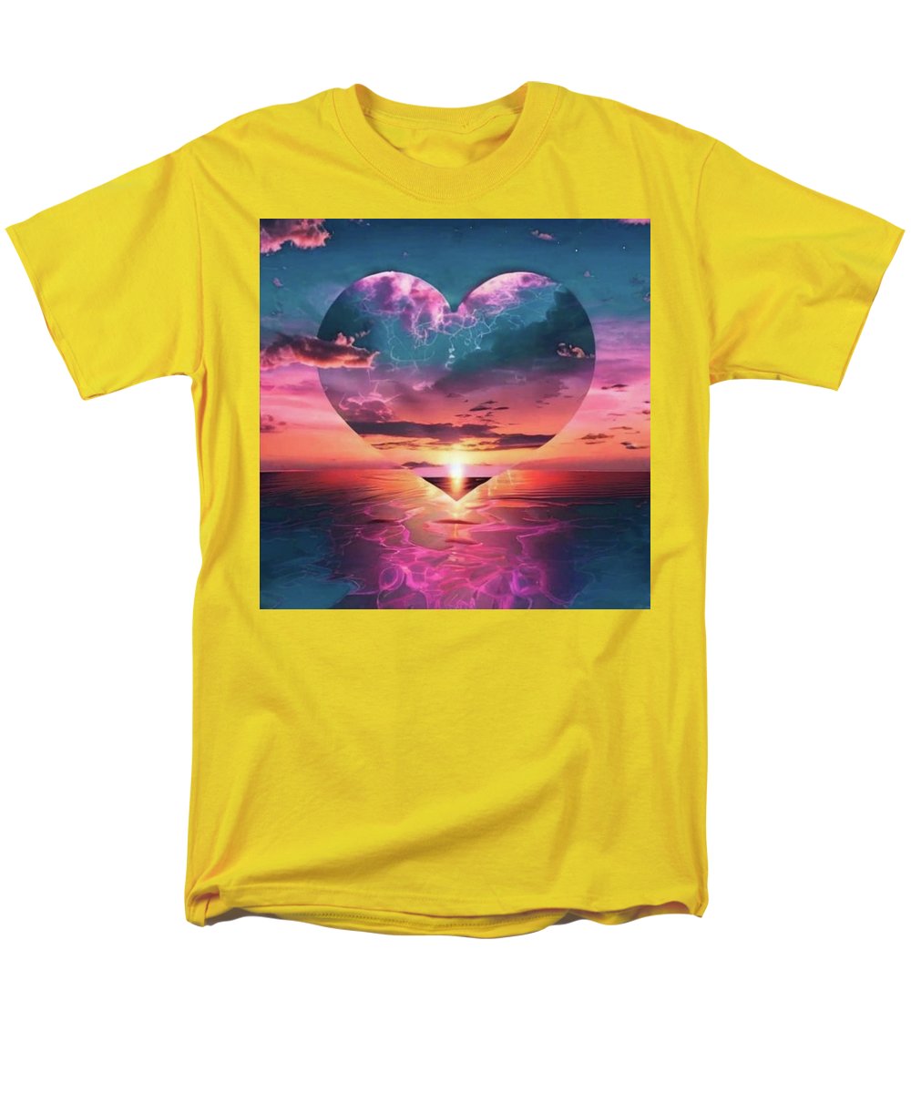 Sunset heart Over the Ocean - Men's T-Shirt Regular Fit