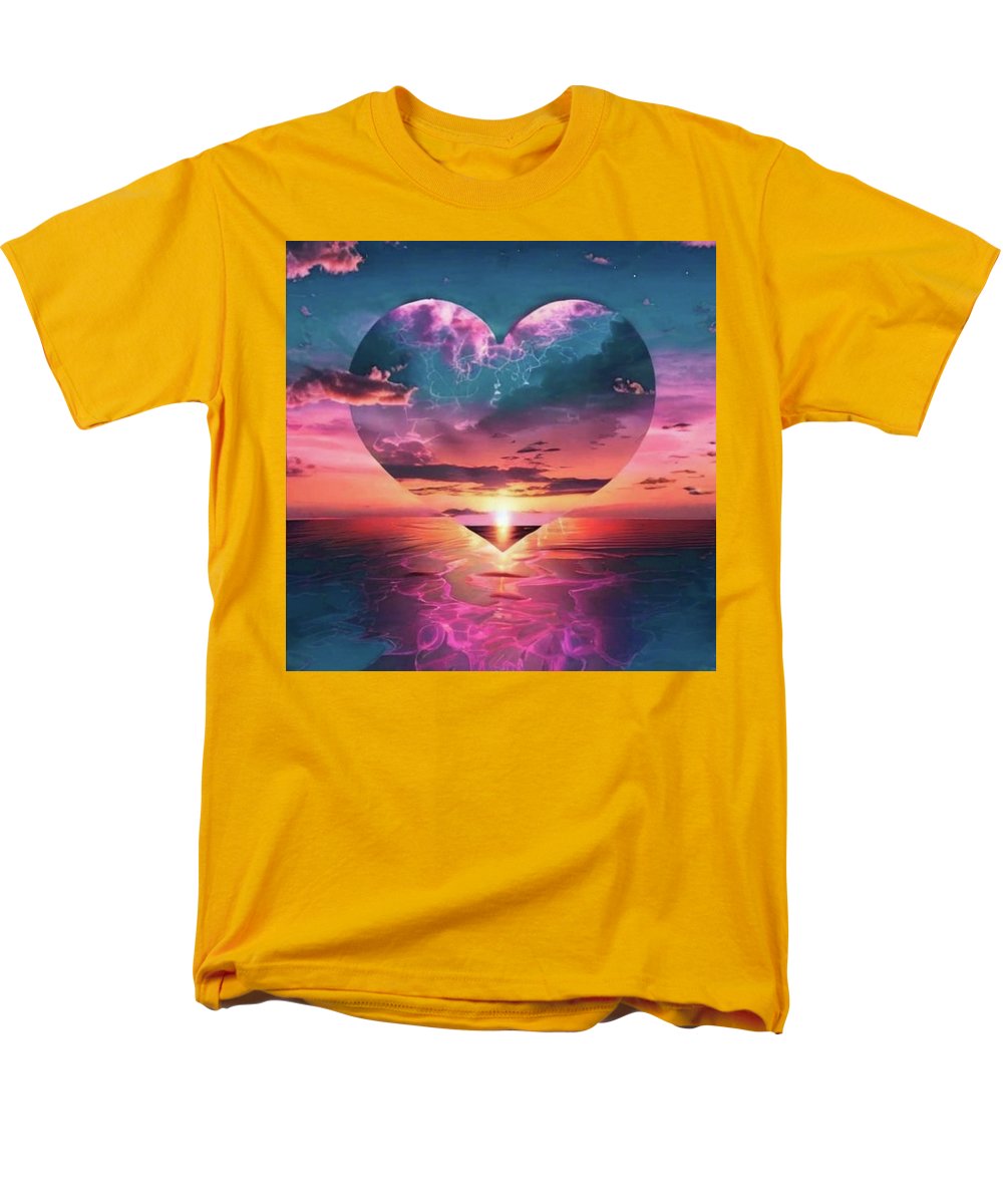 Sunset heart Over the Ocean - Men's T-Shirt Regular Fit