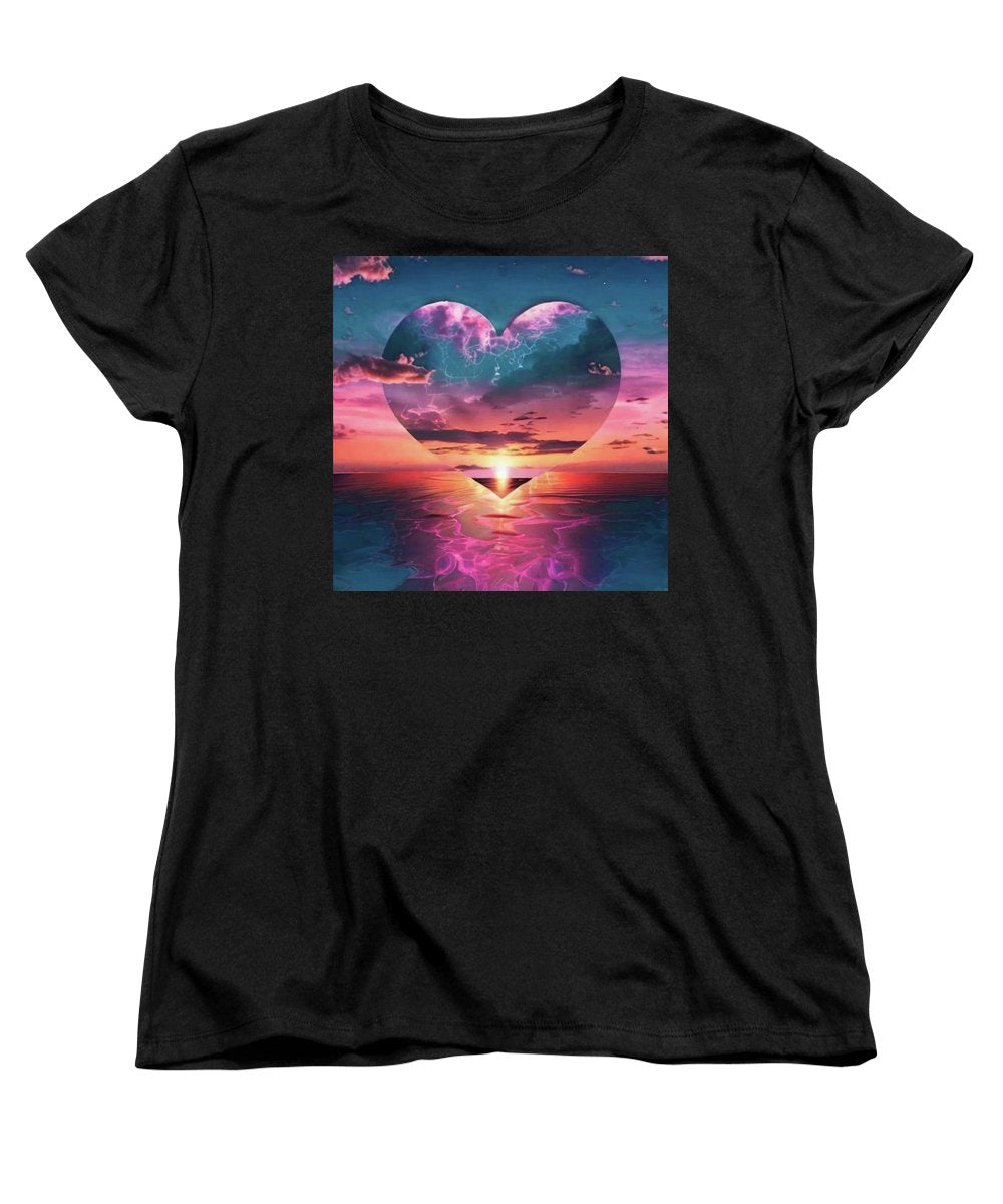 Sunset heart Over the Ocean - Women's T-Shirt Standard Fit