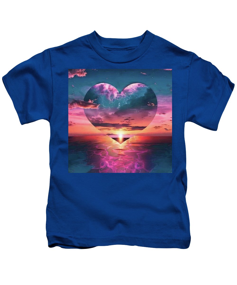 Sunset heart Over the Ocean - Kids T-Shirt