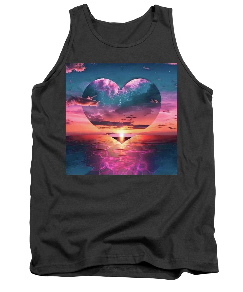 Sunset heart Over the Ocean - Tank Top